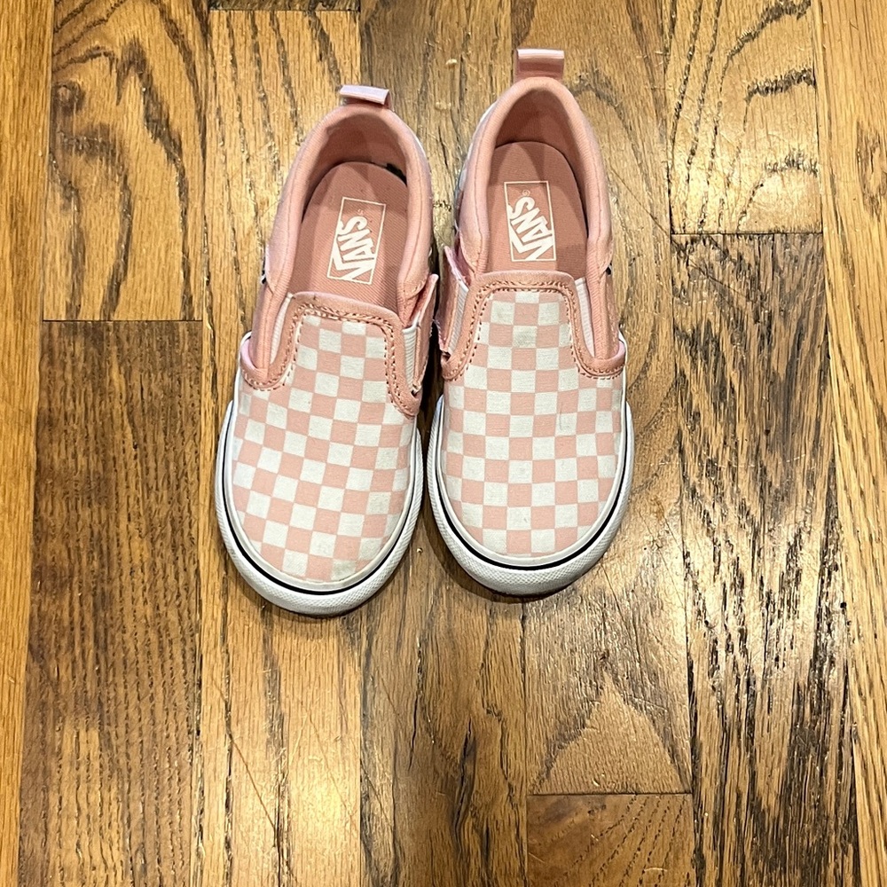 Girls pink and white checkered Vans. Toddler 8.